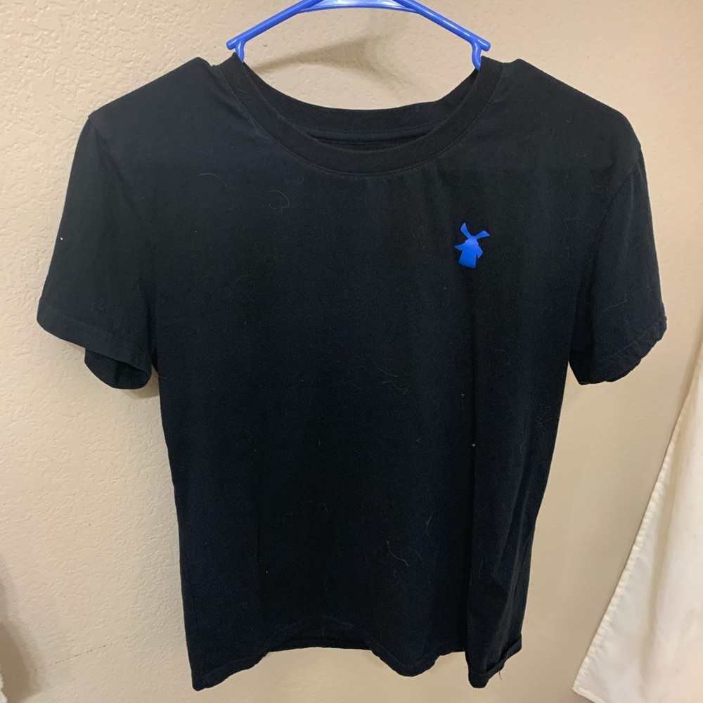 Dutch bros t shirt size L